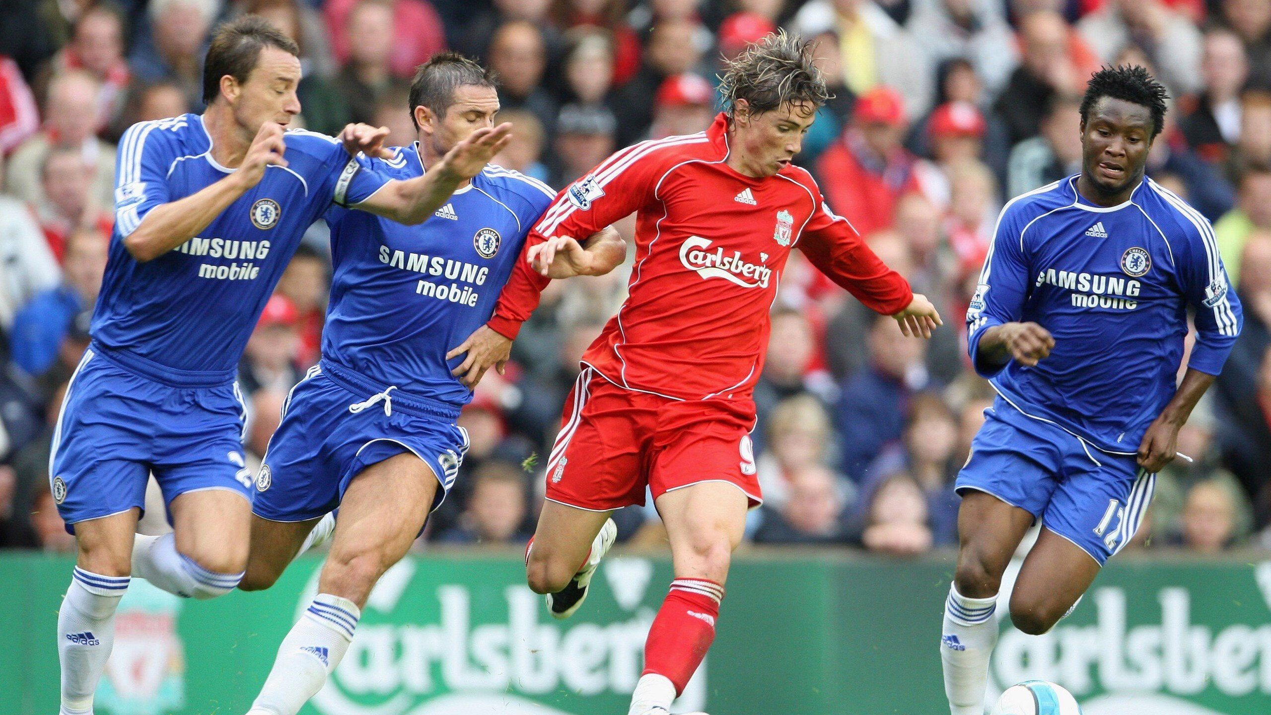 “广州恒大续约关键球员,打造豪华阵容”,广州恒大球员最新变动