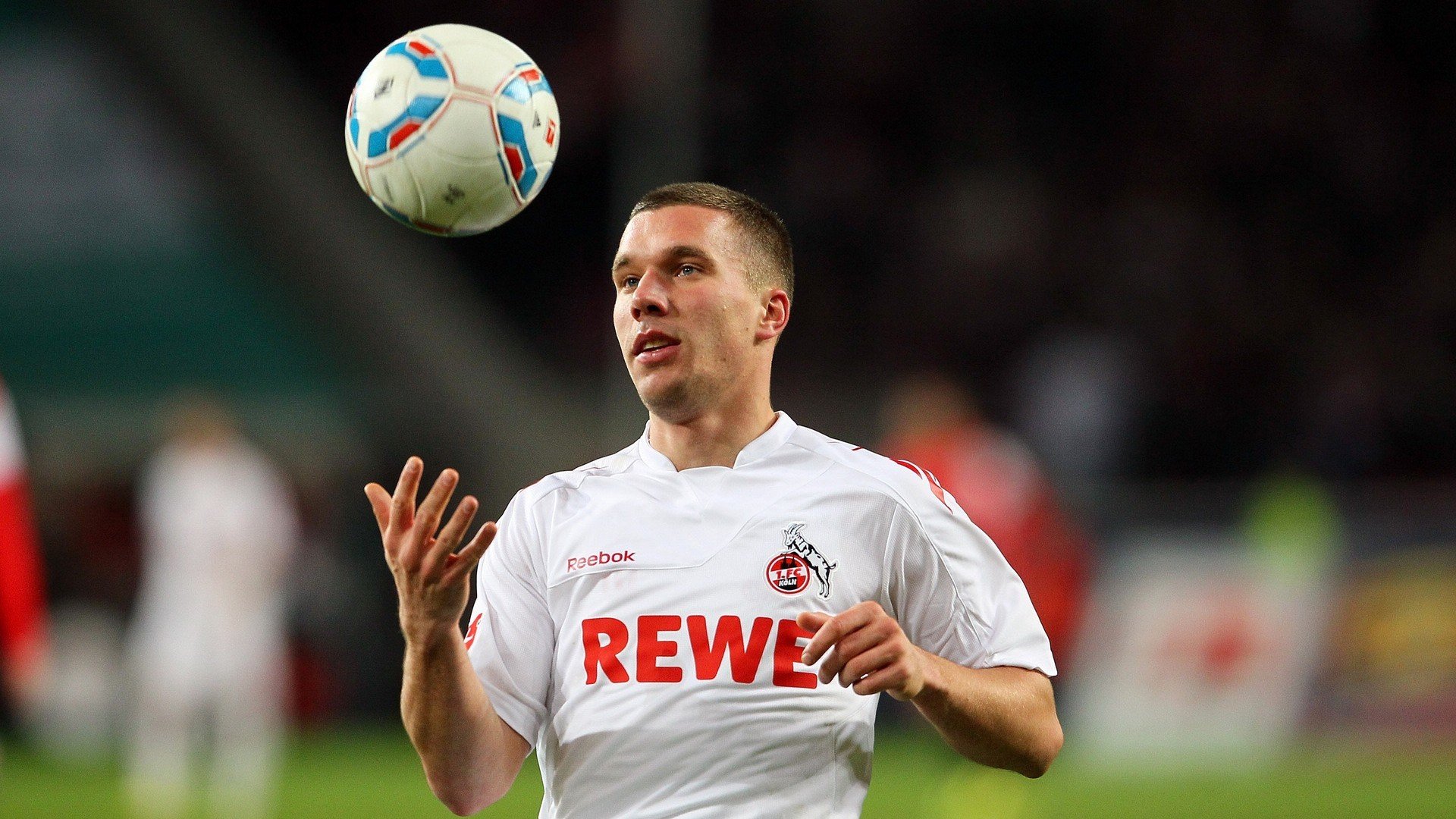 leyu乐鱼官网登录入口-皇家马德里新援表现不佳，或将被迫坐板凳，皇家马德里近况