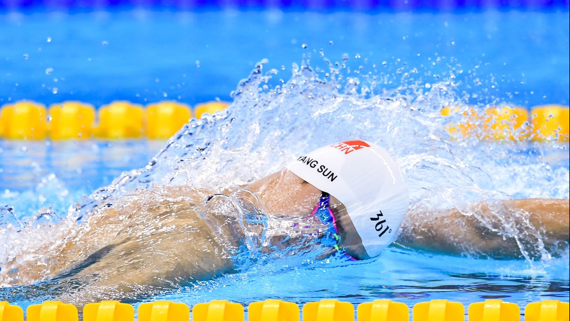 leyu乐鱼在线登录入口-国家队比赛风格缺乏鲜明特色，国家队表现